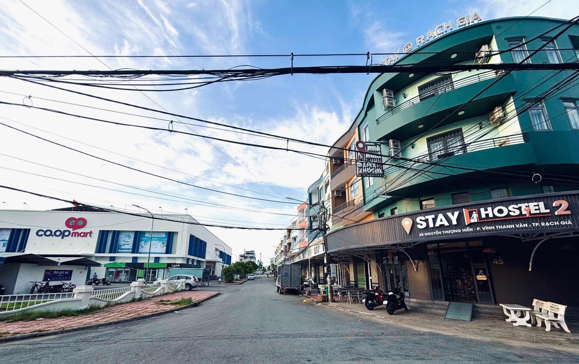 Stay Hostel 2 - 350M From The Ferry Rạch Giá Zewnętrze zdjęcie